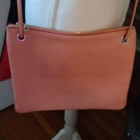 Coach   - Picture 5 of 8